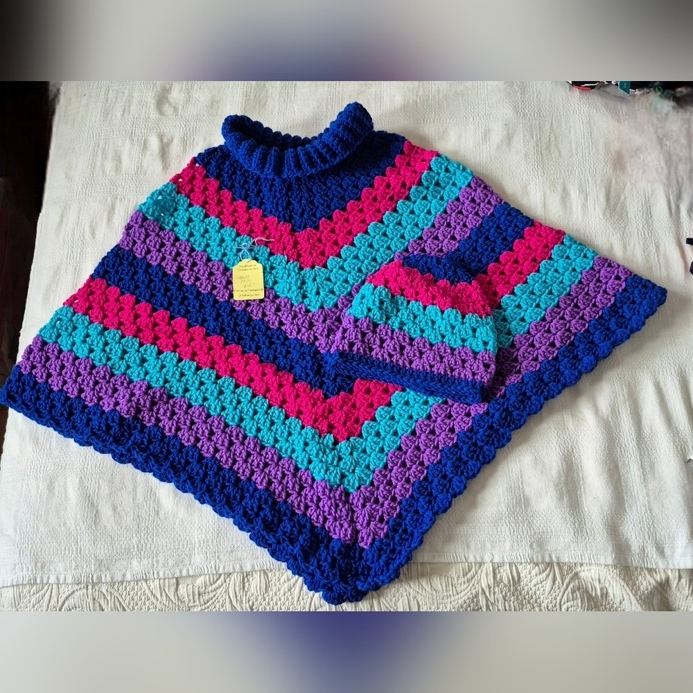 Handcrafted poncho women's Medium/Large multi color block stripe NEW